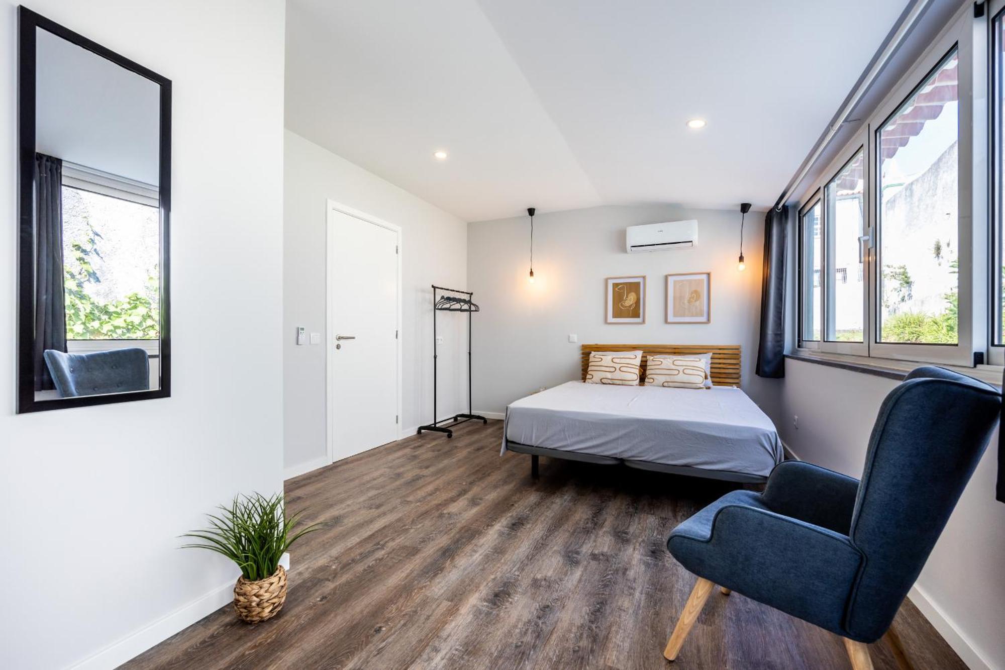 Angra Charming Suites By Seewest Angra do Heroísmo Eksteriør billede